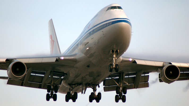 Illustration for article titled Weekend Layover – Plane Porn, Episode 1